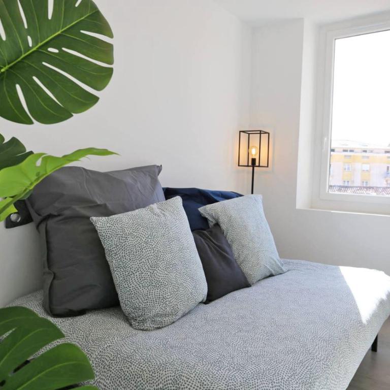 MaxBnb - Studio Cozy - Climatisé - WiFi Fibre - 10 min à pied Gare -4- - Studio-Apartment - 5