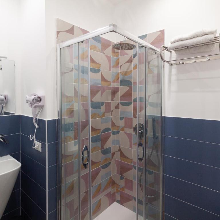 Aragona15 Suites - Deluxe Double Room with Balcony - 3