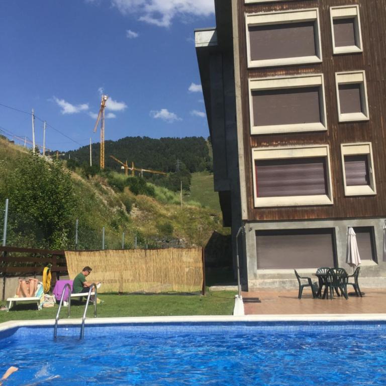 CHIC HUMARALET, pie de pistas, free parking - Apartamento de 1 dormitorio - 49