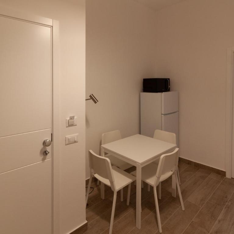 Aragona15 Suites - Studio with Balcony - 10