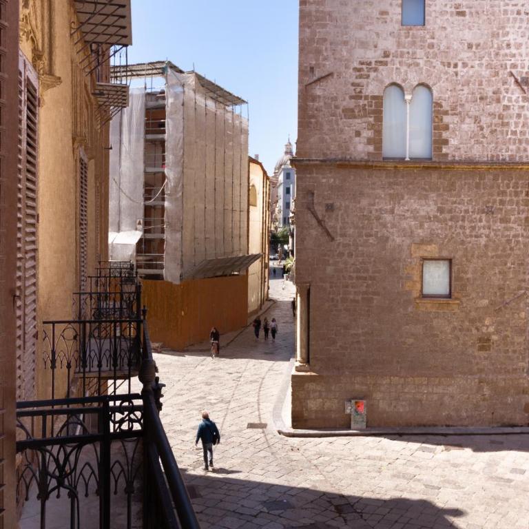 Aragona15 Suites - Suite with Balcony - 10