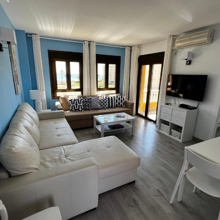 Apartamentos Roquetas Beach - Apartment with Shower - 1