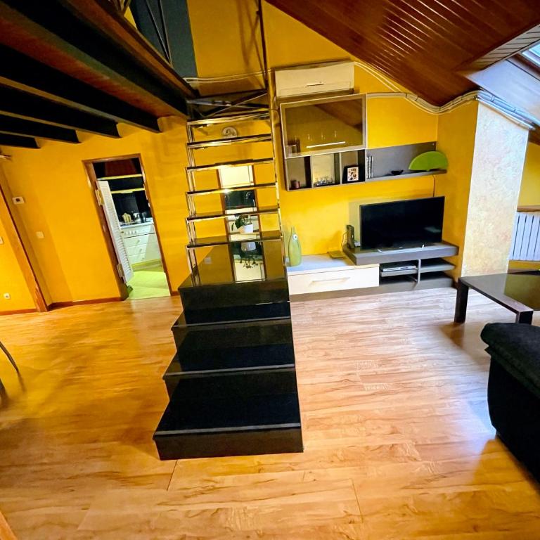 Buhardilla original - Apartamento de 2 dormitorios - 8