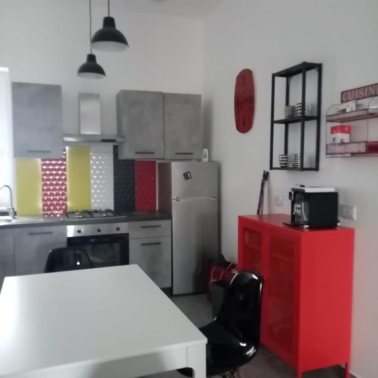 Lo scorcio della Neapolis Accogliente appartamento pressi parco Neapolis - Appartamento con 2 Camere da Letto - 20