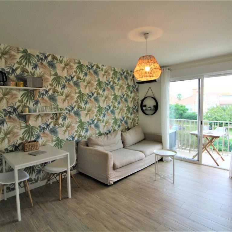 Studio climatisé tout confort à 2 pas de la mer avec parking privé - Appartement 1 Chambre - 3