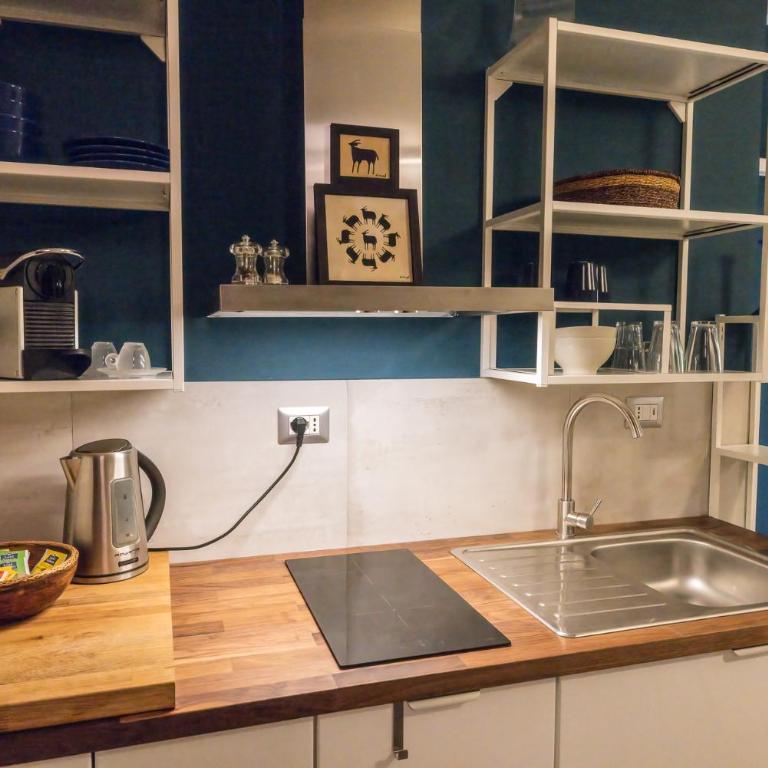 Rione Monti Studio Apt with private garden - Monolocale con Vista Giardino - 9