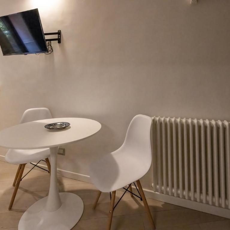 Rione Monti Studio Apt with private garden - Monolocale con Vista Giardino - 10