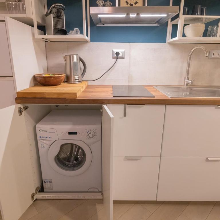 Rione Monti Studio Apt with private garden - Monolocale con Vista Giardino - 11