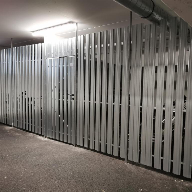 Ferienwohnung Bergsonne mit Sonnenbalkon und Tiefgaragen Parkplatz - Apartment mit 1 Schlafzimmer - 24