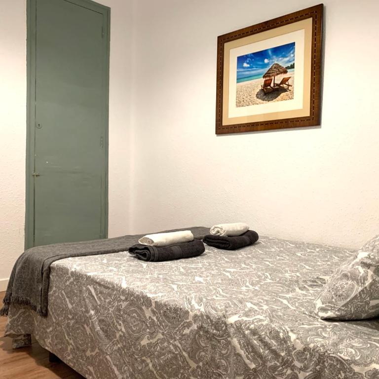 2 Apartamento TERRAZA Free Wifi - Three-Bedroom Apartment - 25