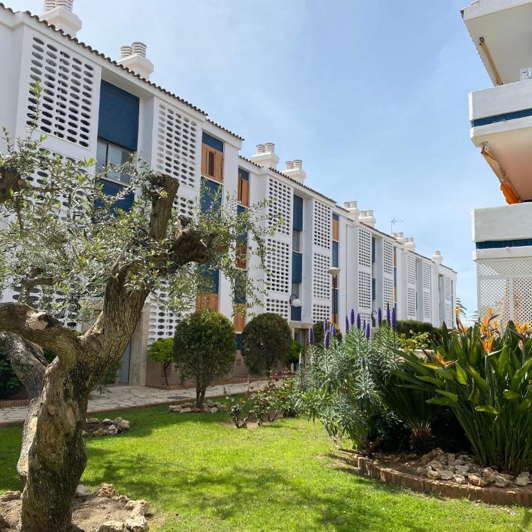Precioso apartamento con piscina Urbanización Playazul - Apartamento de 2 dormitorios con terraza y vistas al mar - 11