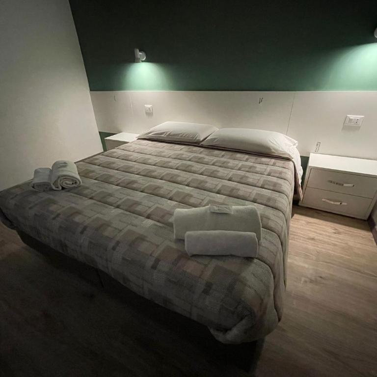 guest house cernaia - Camera Tripla Budget - 3