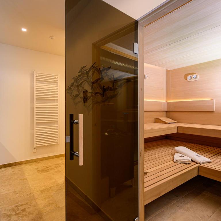 eichberg living - Villa mit privatem Pool - 22
