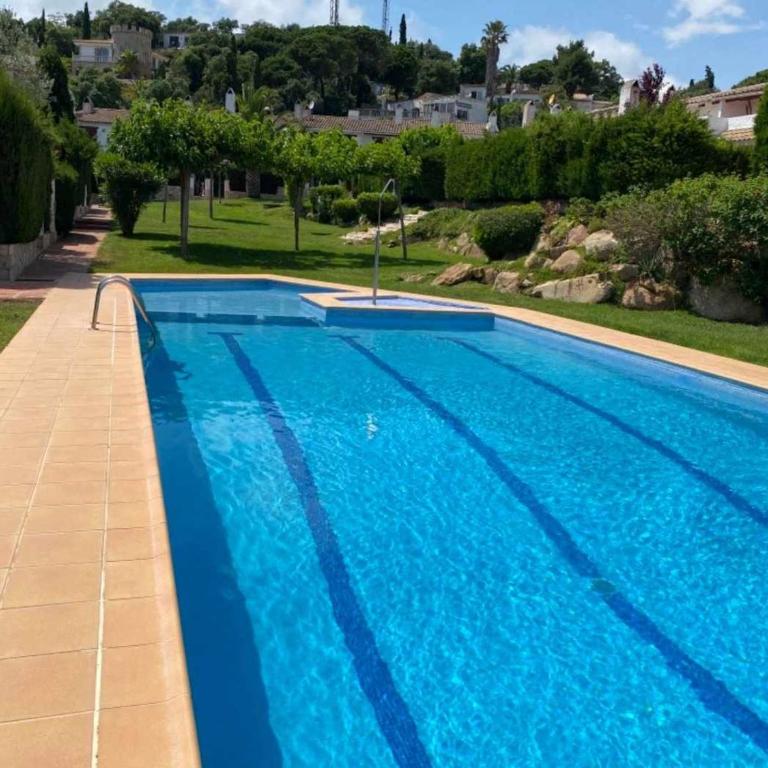 Casa Blanca 42 – Piscina, BBQ y Wifi (6 pax) - Bungalow Familiar - 6