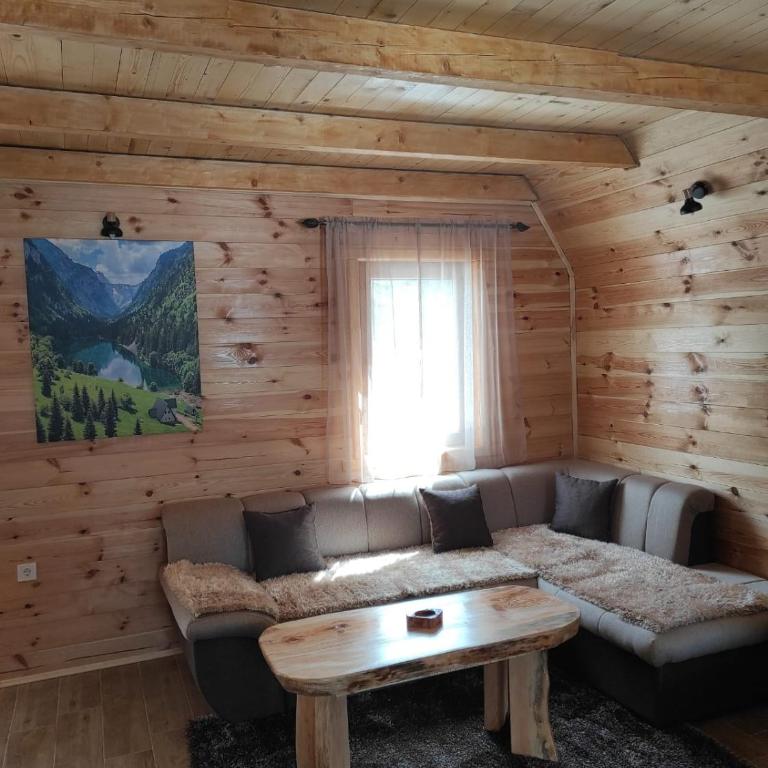 North Star Žabljak - Two-Bedroom House - 32