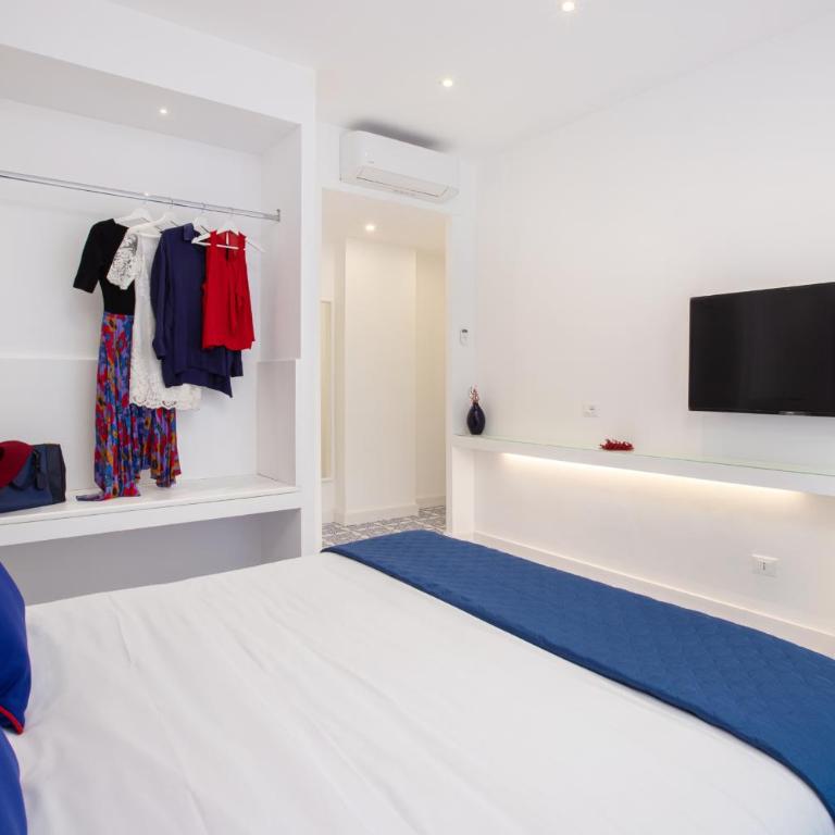 Blue Splendor Sorrento Apartment - Two-Bedroom Apartment - 14