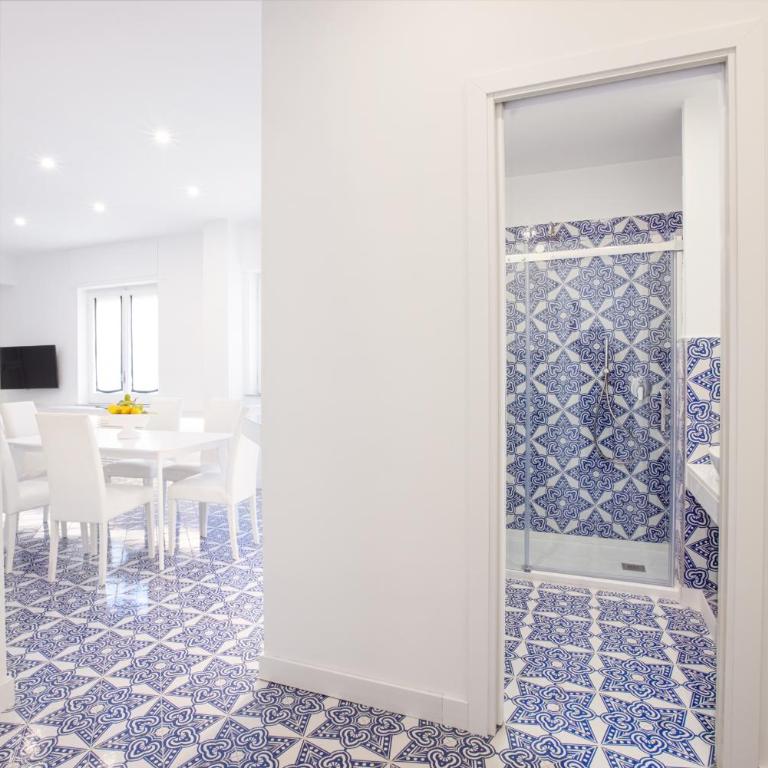 Blue Splendor Sorrento Apartment - Two-Bedroom Apartment - 17