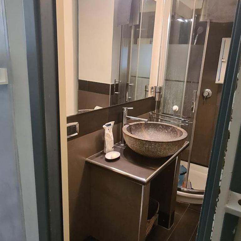 Casa di Paola Via Napoli Bari - One-Bedroom Apartment - 10