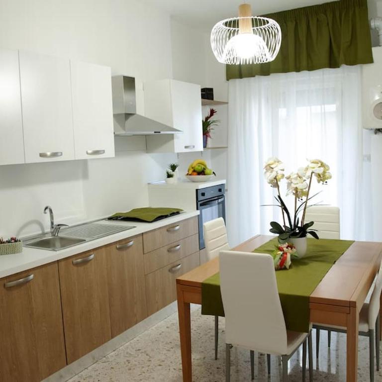 Il mare in città. Appartamento vista mare - Casa con 3 Camere da Letto - 14
