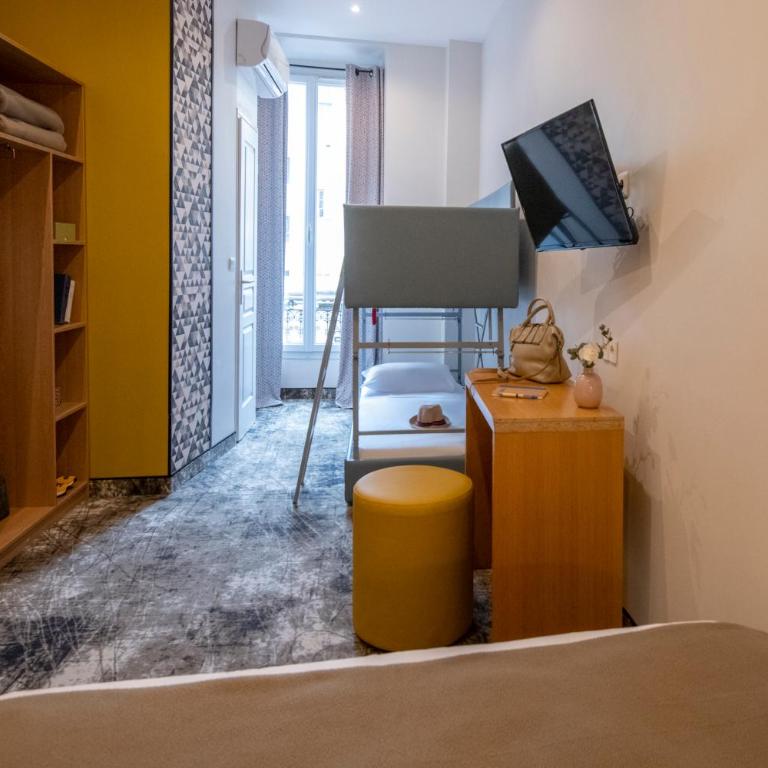 Hotel d'Ostende - Chambre Quadruple - 3