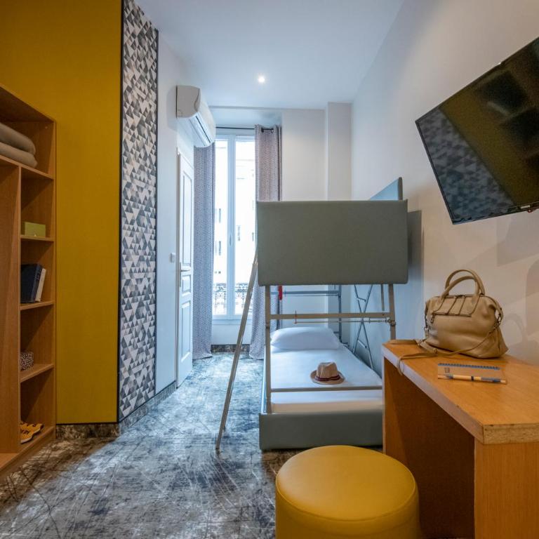 Hotel d'Ostende - Chambre Quadruple - 6