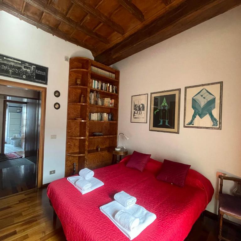 Centro storico Torino, Posto auto e ascensore, Casa di charme - Appartamento con 2 Camere da Letto - 4