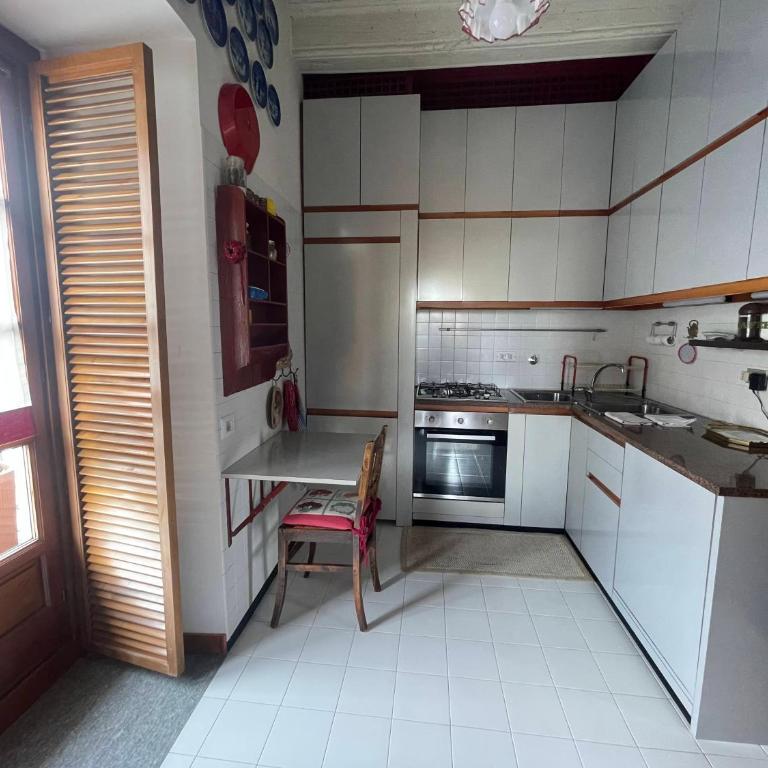Centro storico Torino, Posto auto e ascensore, Casa di charme - Appartamento con 2 Camere da Letto - 18