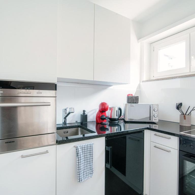 Locarno City Apartments by Quokka 360 - Central Stay in Piazza Grande - Apartamento con balcón - 8