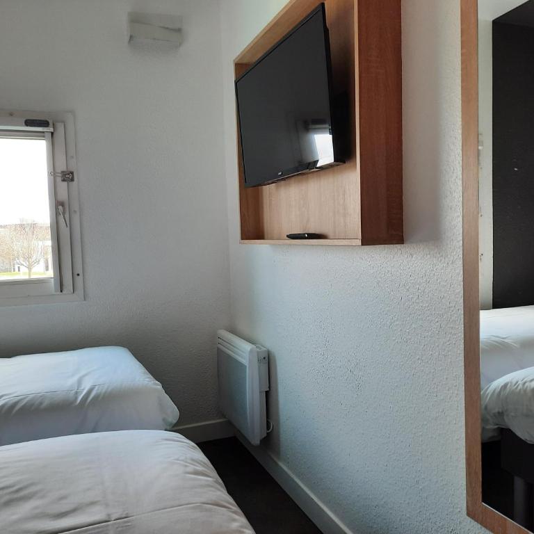Kyriad Direct Caen Nord Memorial - Chambre Lits Jumeaux Standard - 4