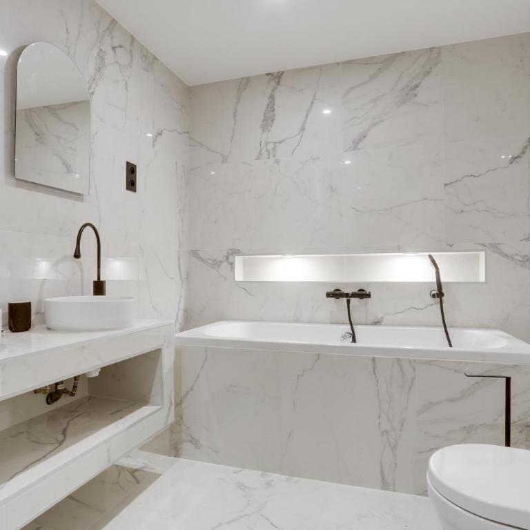 Apartments in the heart of Paris in Sentier - Appartement 3 Chambres - 14