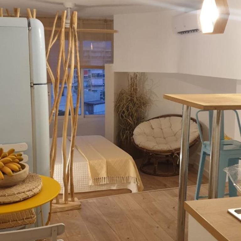 Homing La Pineda 117 - One-Bedroom Apartment - 4