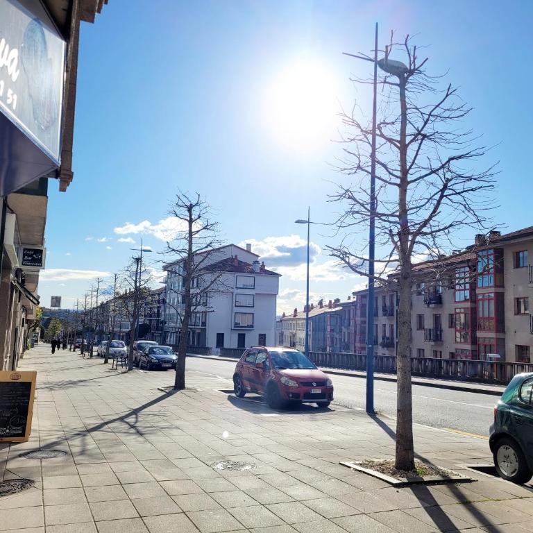 Piso con garaje en la entrada del camino portugués - Apartamento de 3 dormitorios - 25