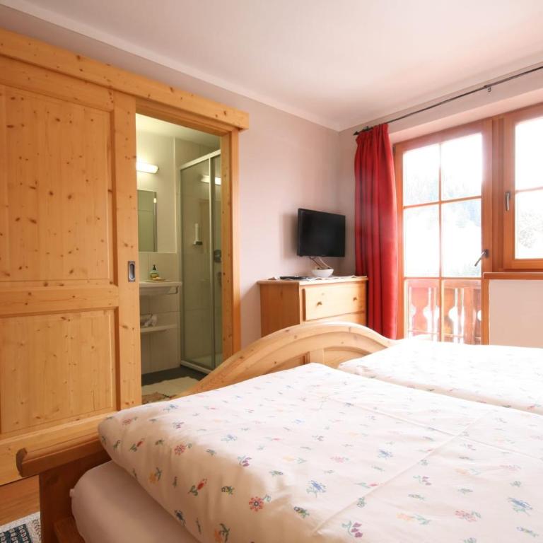 Alpengasthof Karalm - Doppelzimmer mit eigenem Bad - 6