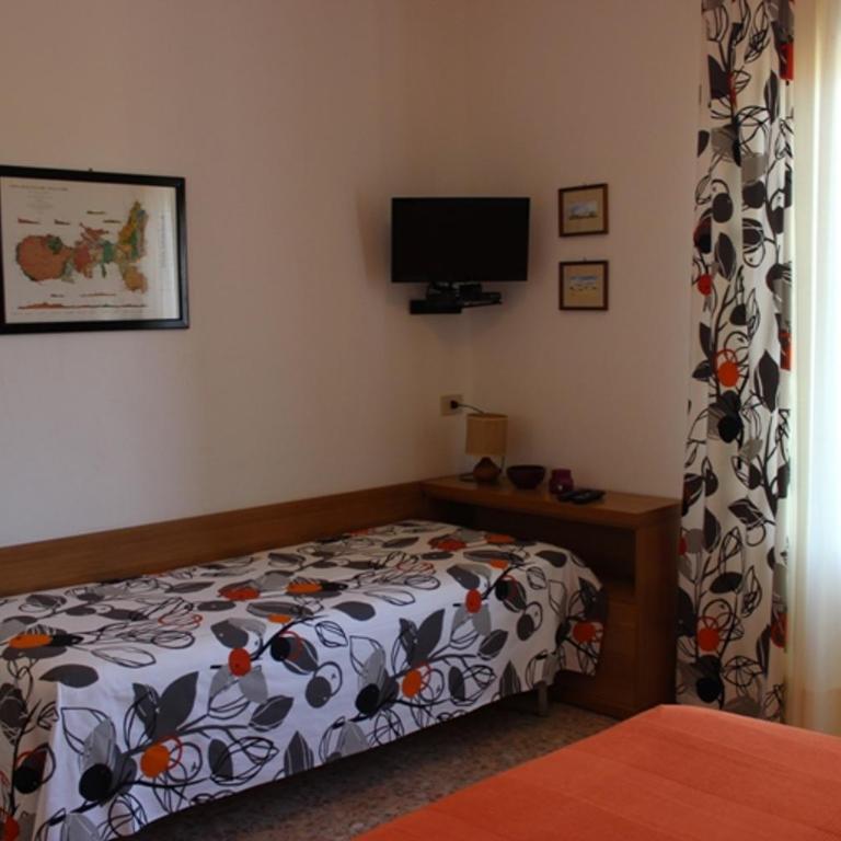 APPARTAMENTI ZUCCALE - A 200 mt dalla spiaggia - Appartamento con Vista Mare - 15