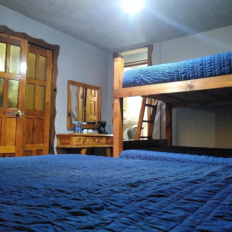 Hotel Plaza Mazamitla - Habitación Familiar - 4