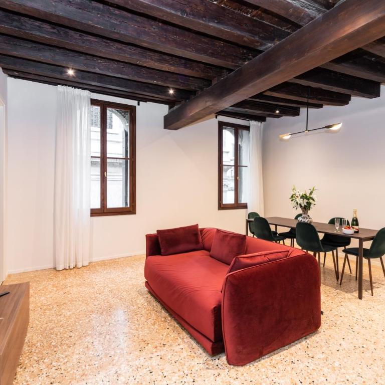 Palazzo Miracoli Apartments - Deluxe Apartment - 11