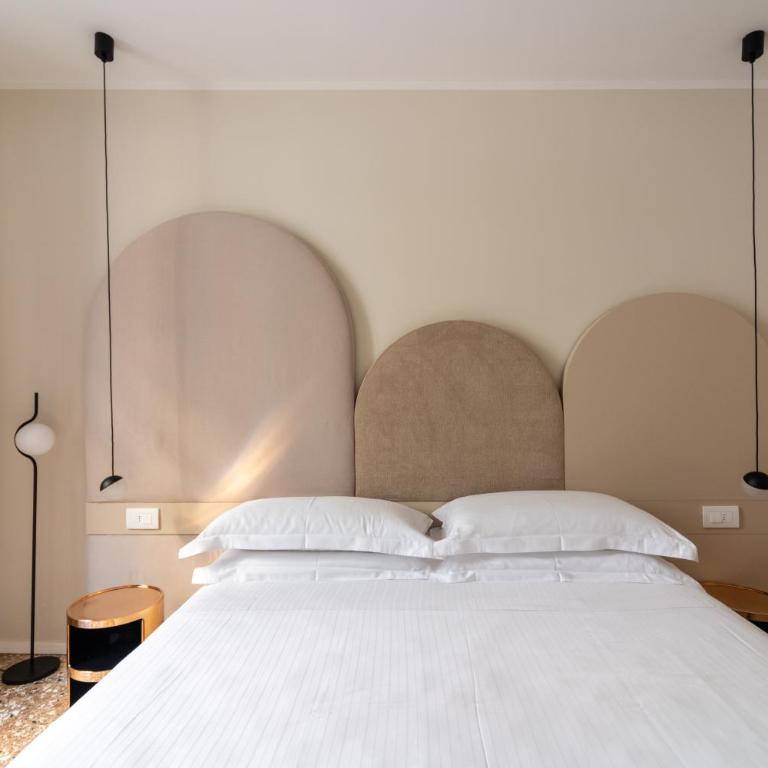 Palazzo Miracoli Apartments - Deluxe Apartment - 3