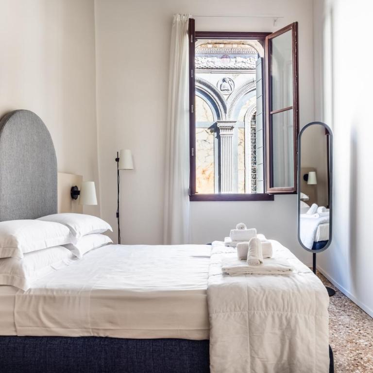 Palazzo Miracoli Apartments - Deluxe Apartment - 17