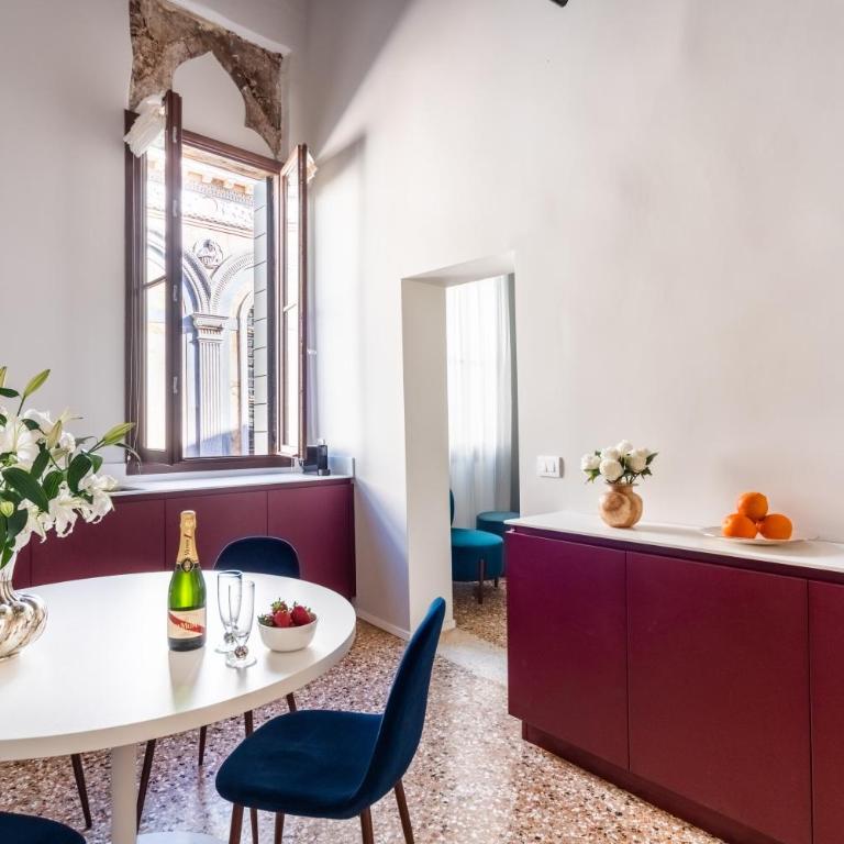 Palazzo Miracoli Apartments - Deluxe Apartment - 11
