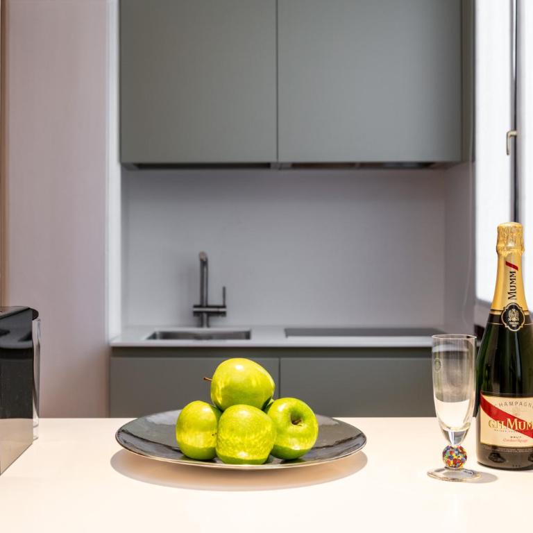 Palazzo Miracoli Apartments - Superior Apartment - 7