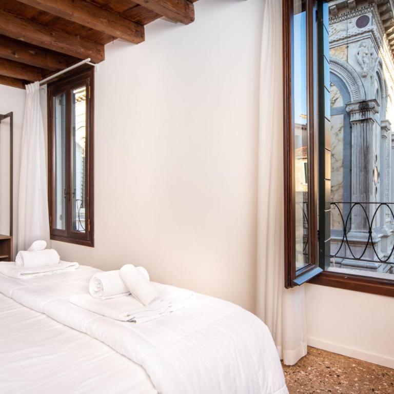 Palazzo Miracoli Apartments - Superior Apartment - 5