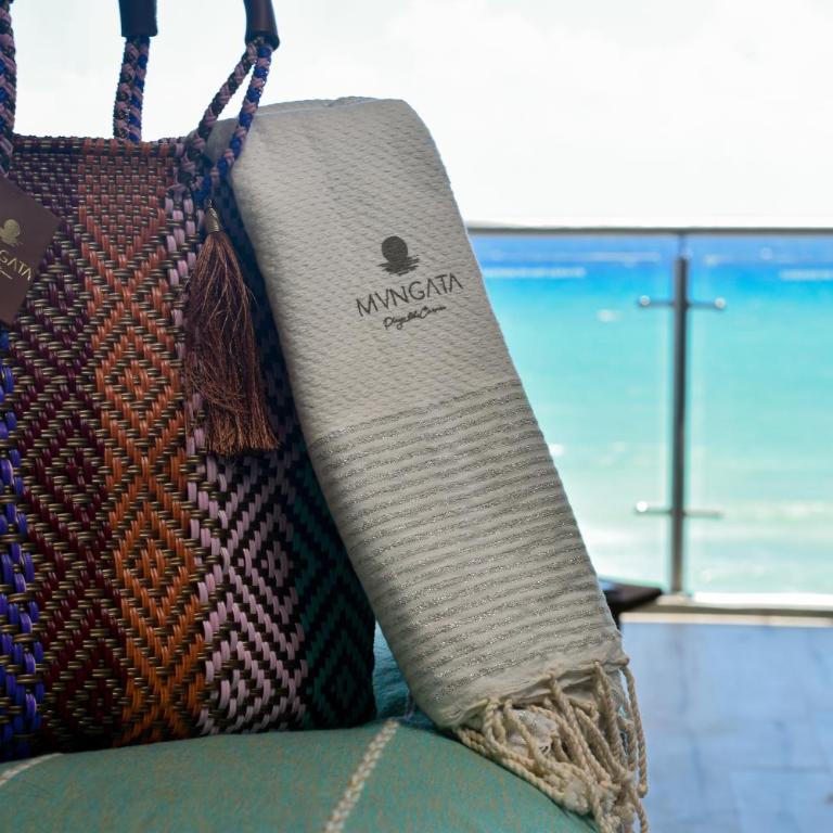 Mvngata Beach Hotel - Deluxe Oceanfront - 3