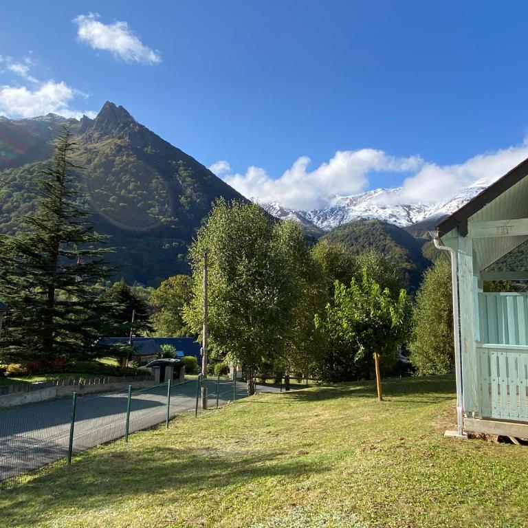 Joli chalet 60m2 proche du centre. parking. balcon - Appartement 2 Chambres - 10