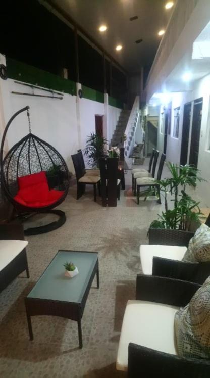 Casa Confortable en Zamora Chinchipe - Seven-Bedroom House - 21