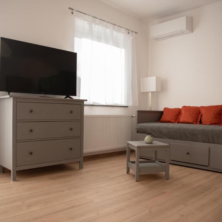 CLAUS RESCH APPARTEMENTS - E-Bike, Wandern, Minigolf, Familie, Urlaub an der Weinstraße - Grande Chambre Double - 15