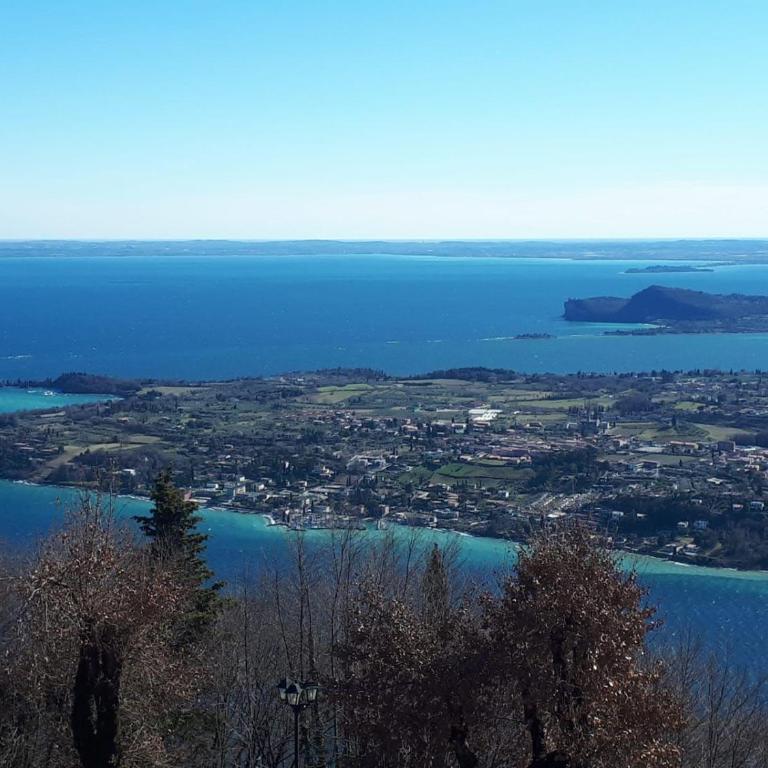 La FIOCCHINA - Magic Place - apartments & studios in Garda Lake - countryside farmhouse, inside the middle of the lake between sky & water - Monolocale Familiare - 16