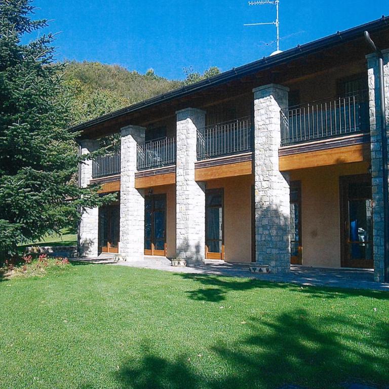 La FIOCCHINA - Magic Place - apartments & studios in Garda Lake - countryside farmhouse, inside the middle of the lake between sky & water - Monolocale Familiare - 18