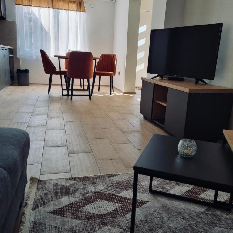 OM Apartment - Apartman - 3