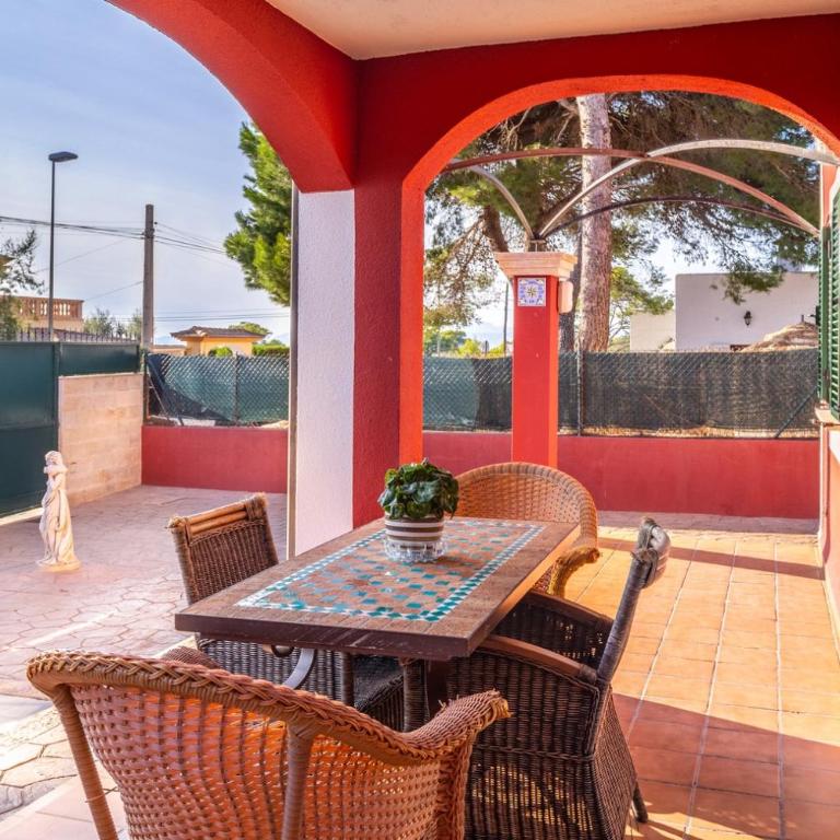 Villa Malen'S - Three-Bedroom House - 12