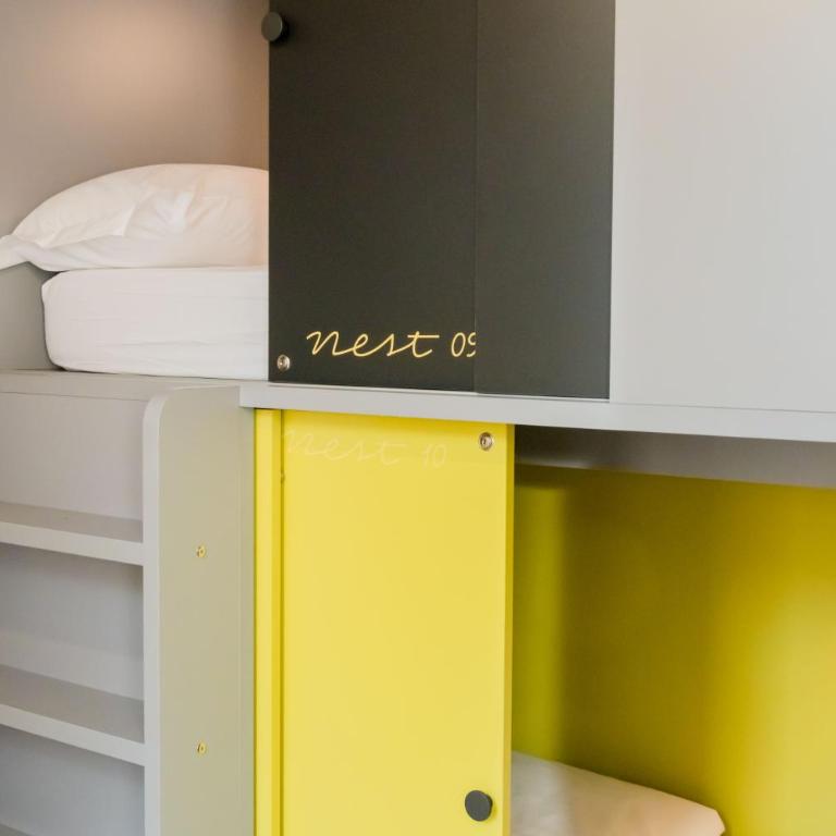 Free Hostels Roma - Posto Letto in Dormitorio Misto con 10 Letti - 1
